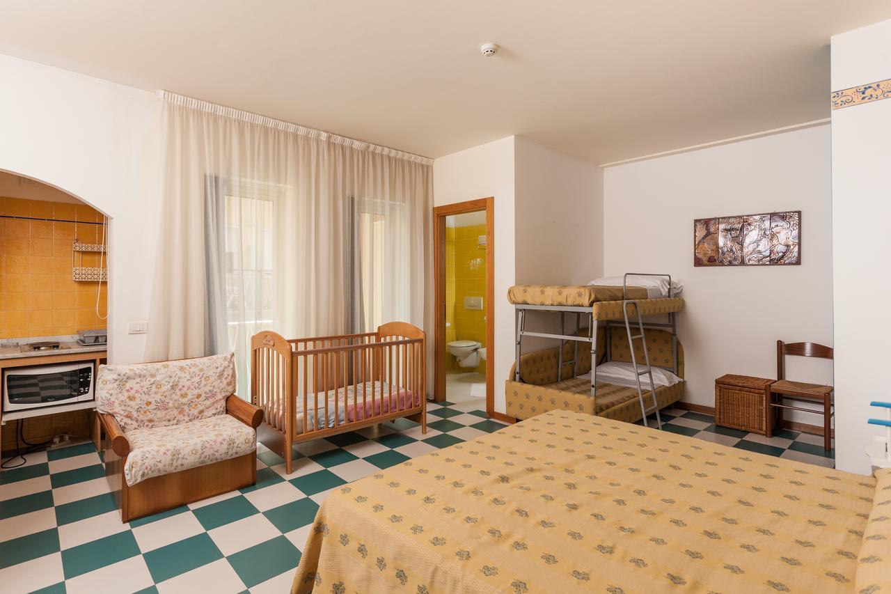 Hotel Resort Marinella Gabicce Mare Eksteriør bilde